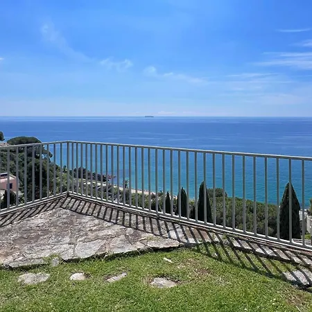 Casa Con Vista Mare E Giardino * Varazze