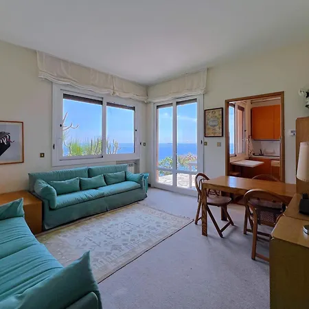 Casa Con Vista Mare E Giardino Varazze