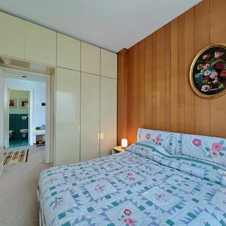 Casa Con Vista Mare E Giardino Varazze