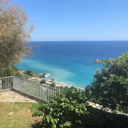 Casa Con Vista Mare E Giardino * Varazze
